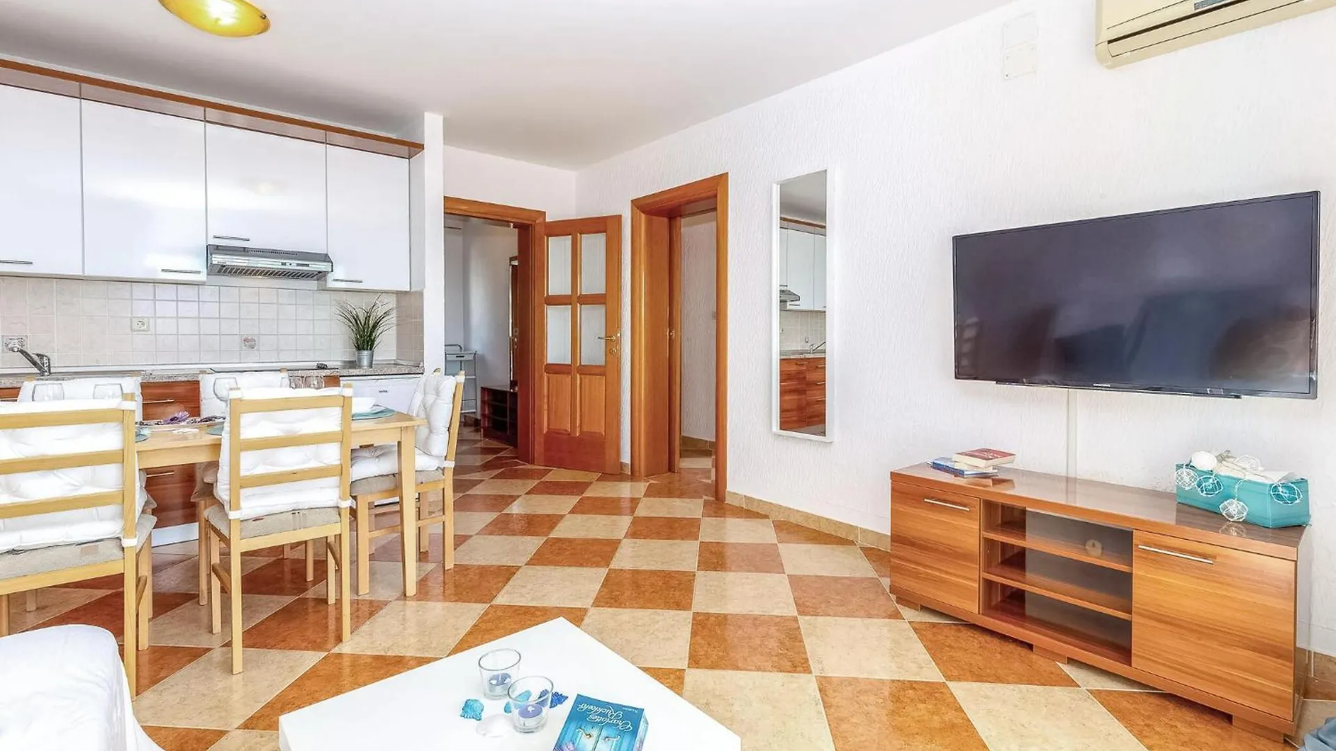 Cozy Apartment In Crikvenica With Kitchen 克罗地亚